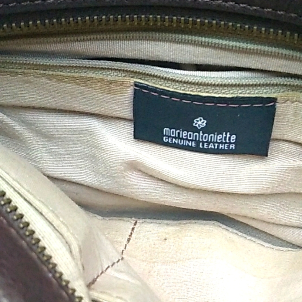 Purse, brown leather - Picture 2 of 6